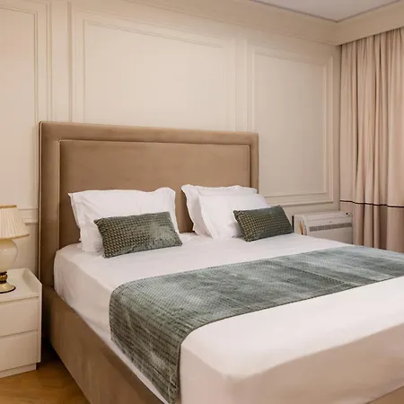 アパート Garden Luxury Residences ティラナ