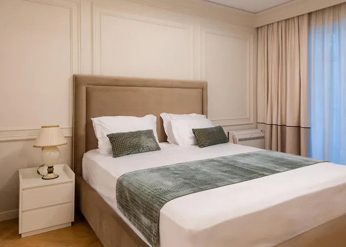 アパート Garden Luxury Residences ティラナ