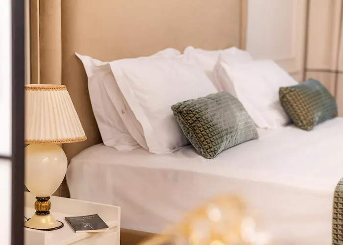 Garden Luxury Residences アパート