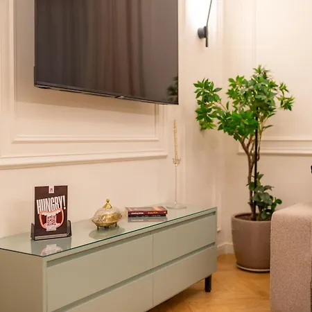 Garden Luxury Residences *